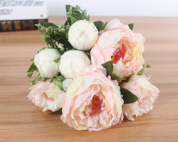 Peony flower bouquet for wedding table